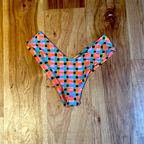 EUC Skatie Bikini 🩷☀️🌴 - Picture 5 of 14